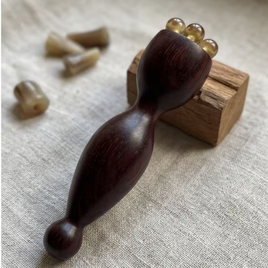 ZenEye Wand: Rosewood & Goat Horn (Free Essential Oil)